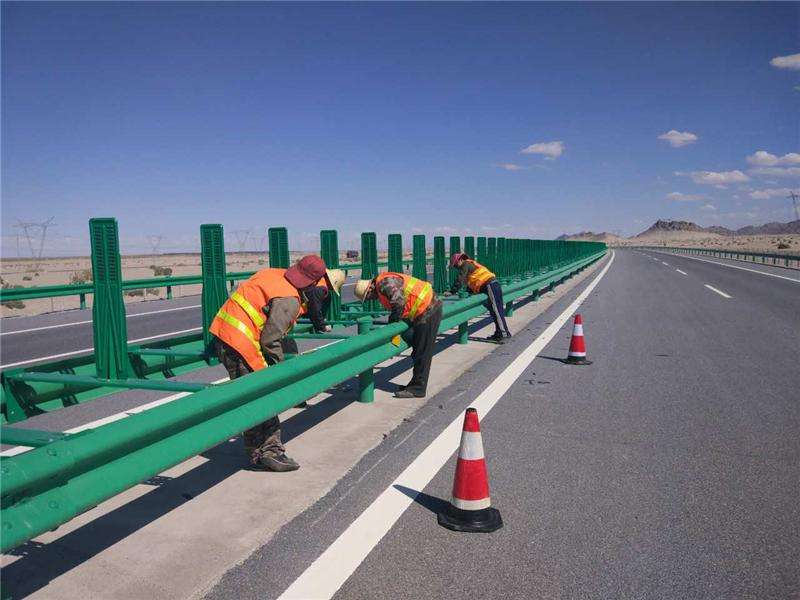 三都镇高速公路护栏
